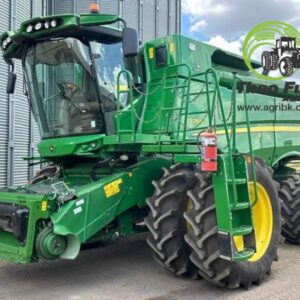 2022 John Deere S760