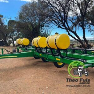 John Deere 1750 MaxEmerge XP